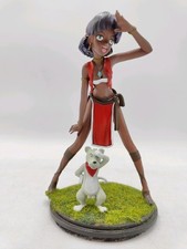 Statua Diorama Nadia e il