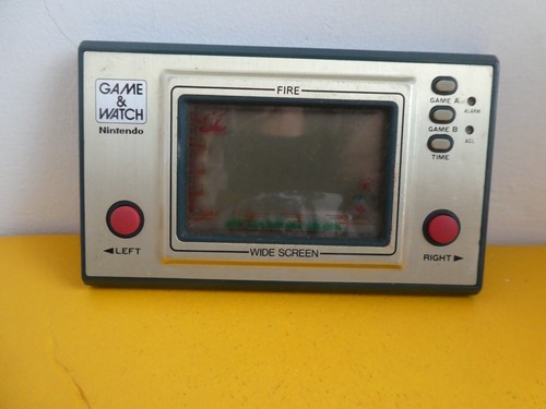 Console nintendo game watch - console,