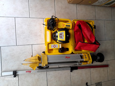 Livello Laser Leica Rugby 55 completo come foto
