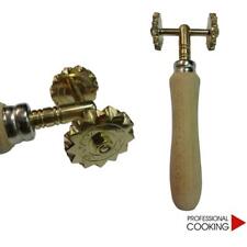 Rotella tagliapasta sardo su