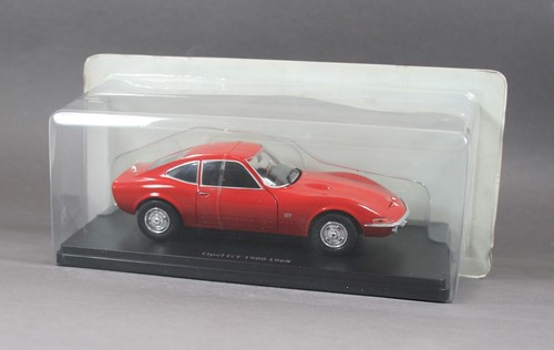 Opel 1900 1968 rosso - gt,