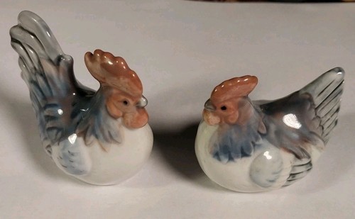 Coppia statuine gallina - , e