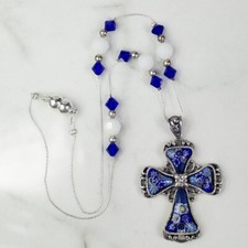 Collana Croce Millefiori Alan K Argento Sterling Vetro Bianco Blu