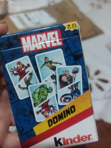 Set kinder marvel domino - kinder,