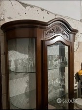 VETRINA/CRISTALLIERA IN LEGNO