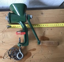 VINTAGE: MACININO TRITACARNE