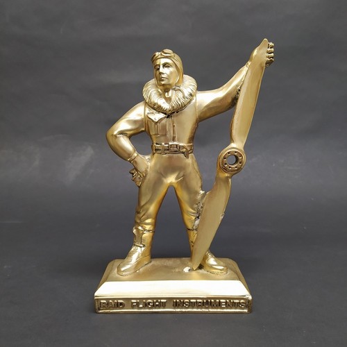 Statuetta resina pilota - in, di