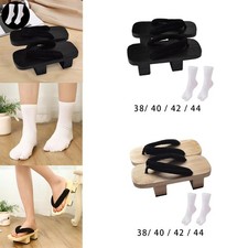 Zoccoli giapponesi in legno