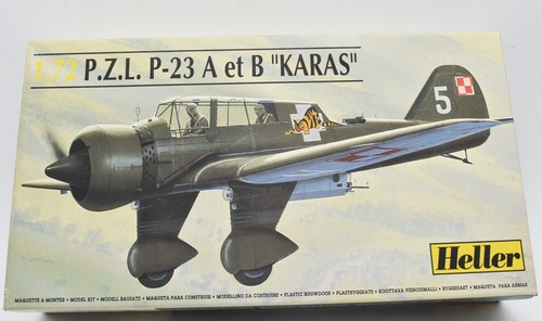 Modellino aereo model kit