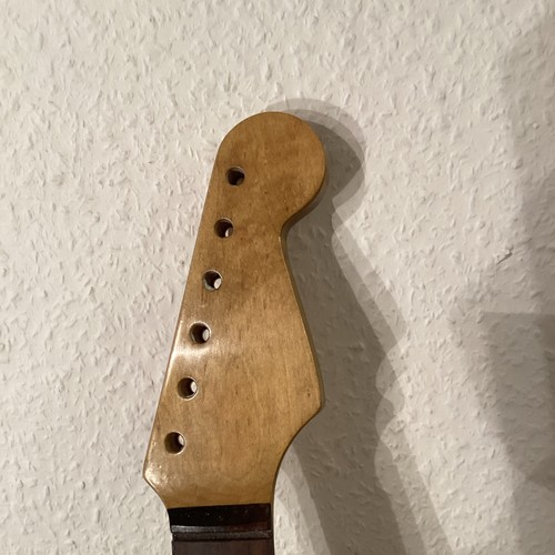 Collo chitarra acero rosa 61 - chitarra,