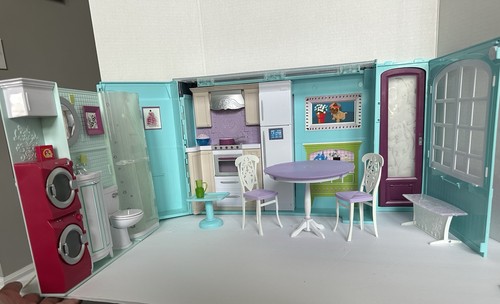 Mattel 2007 barbie house - mattel,