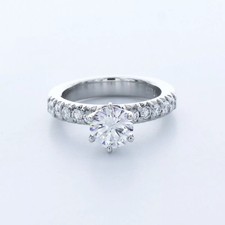 Anello di fidanzamento platino