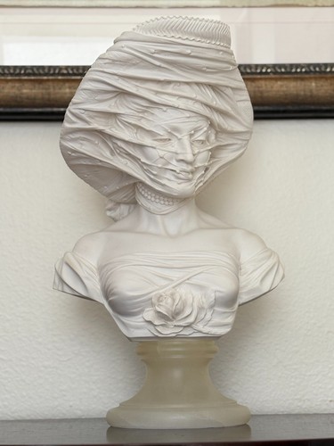 Dama velo busto - in,