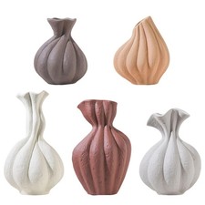 Vaso di fiori in ceramica