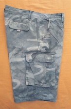 Pantaloni corti stile militare