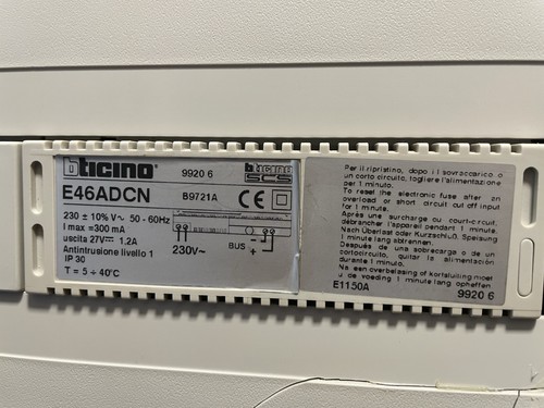 Alimentatore sistema antifurto - alimentatore,