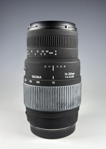 Sigma 300 4 - sigma, f/4-5.6