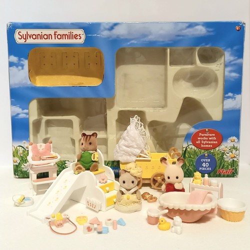 Raro sylvanian families flair - families,