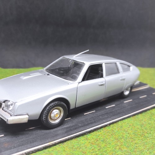 Polistil citroen cx 2200 - 1/24,