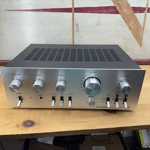 Amplificatore stereo vintage