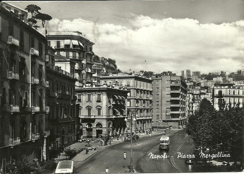 Napoli piazza mergellina - piazza,