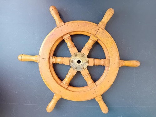 Timone marino tipo - ruota, a