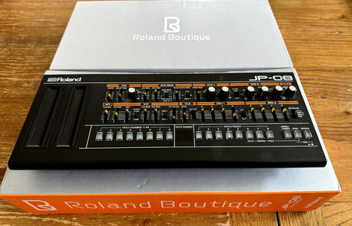 Roland boutique series 08 - roland,