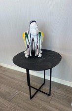 GINNI TAVOLINO SAGOM. BASE NERO / PIANO VETRO MARMO NERO | ONDALUCE