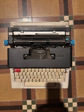 olivetti macchina da scrivere