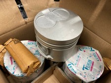 Set pistoni Mazda Bongo B2500