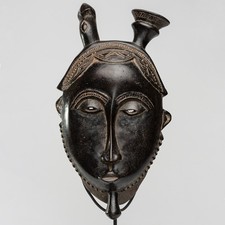 0382 YAURE MASK WITH IVORY