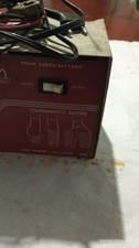 carica batterie compatto