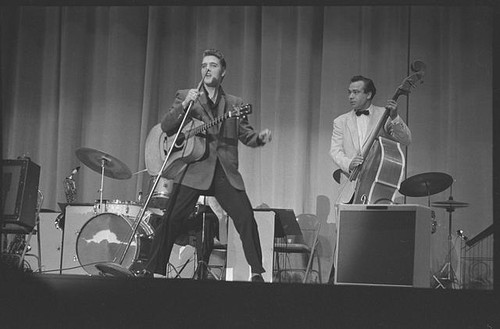 Elvis presley 1956 - elvis, stage