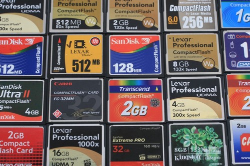 Schede memoria compactflash - di,