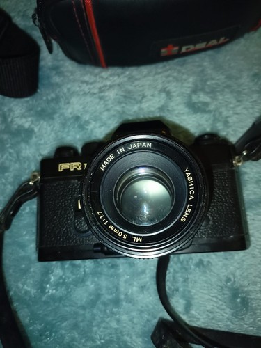 Fotocamera analogica yashica - analogica,