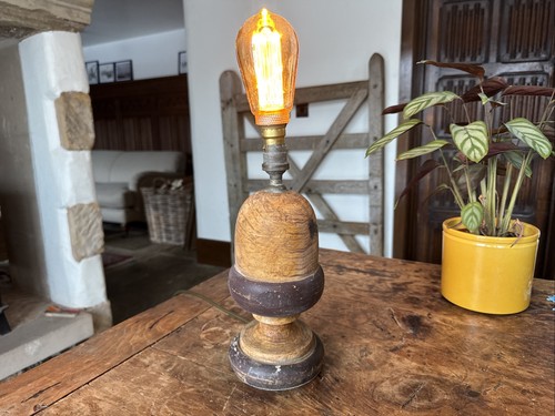 Vintage wooden lamp table - lamp, desk