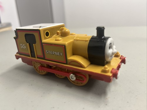 Locomotiva tomy thomas plarail - locomotiva,