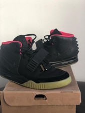 Air Yeezy 2 NRG solar Red 
