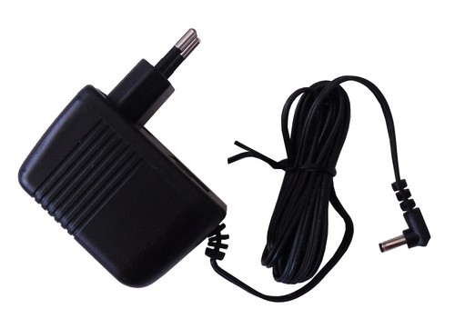 Alimentatore 12v 600ma - 12v,