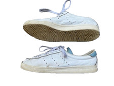 Scarpa da tennis classica