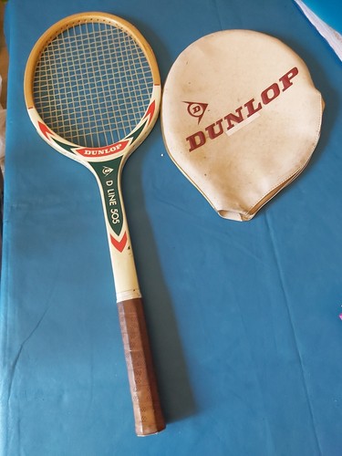 Vecchia racchetta tennis - vecchia,