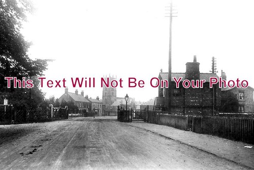 10083 the level crossing - yo,