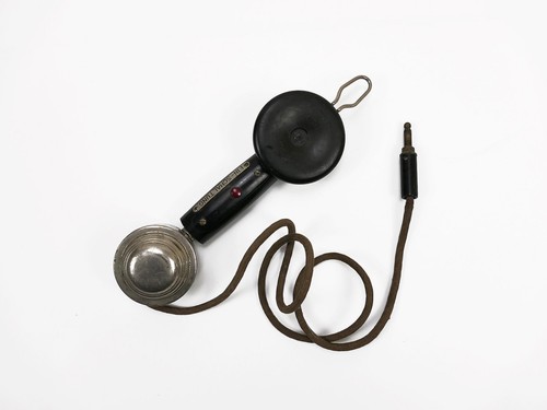 Antico telefono vintage