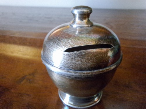 Salvadanaio miniatura - in,