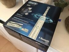 Oral-B Genius 10000N Spazzolino Elettrico Bianco Bluetooth Smartphone APP