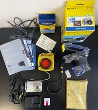 Kit Fotocamera Sony DSC-N1 +