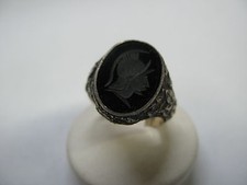 MENS BAND RING SCULPTURE IVY