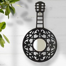 Antico oggetto in ferro a