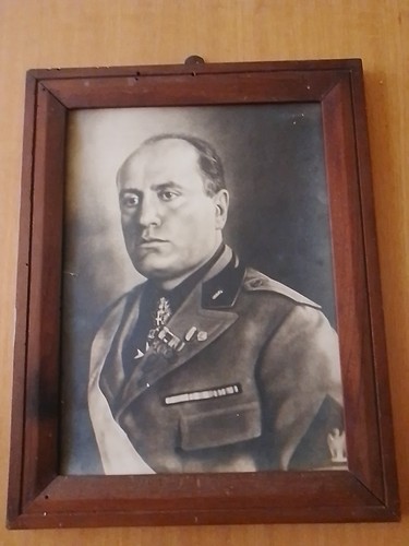 Mussolini vecchia foto - vecchia,