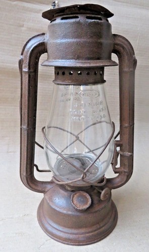 Vintag oil lamp lantern - vintag,